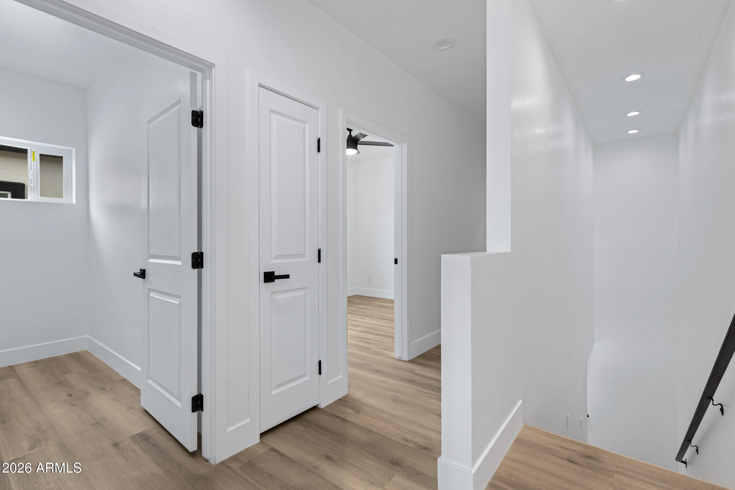 1527 West Hadley Street Phoenix, AZ 85007 - Photo 11 of 28 1523 W Hadley St-43