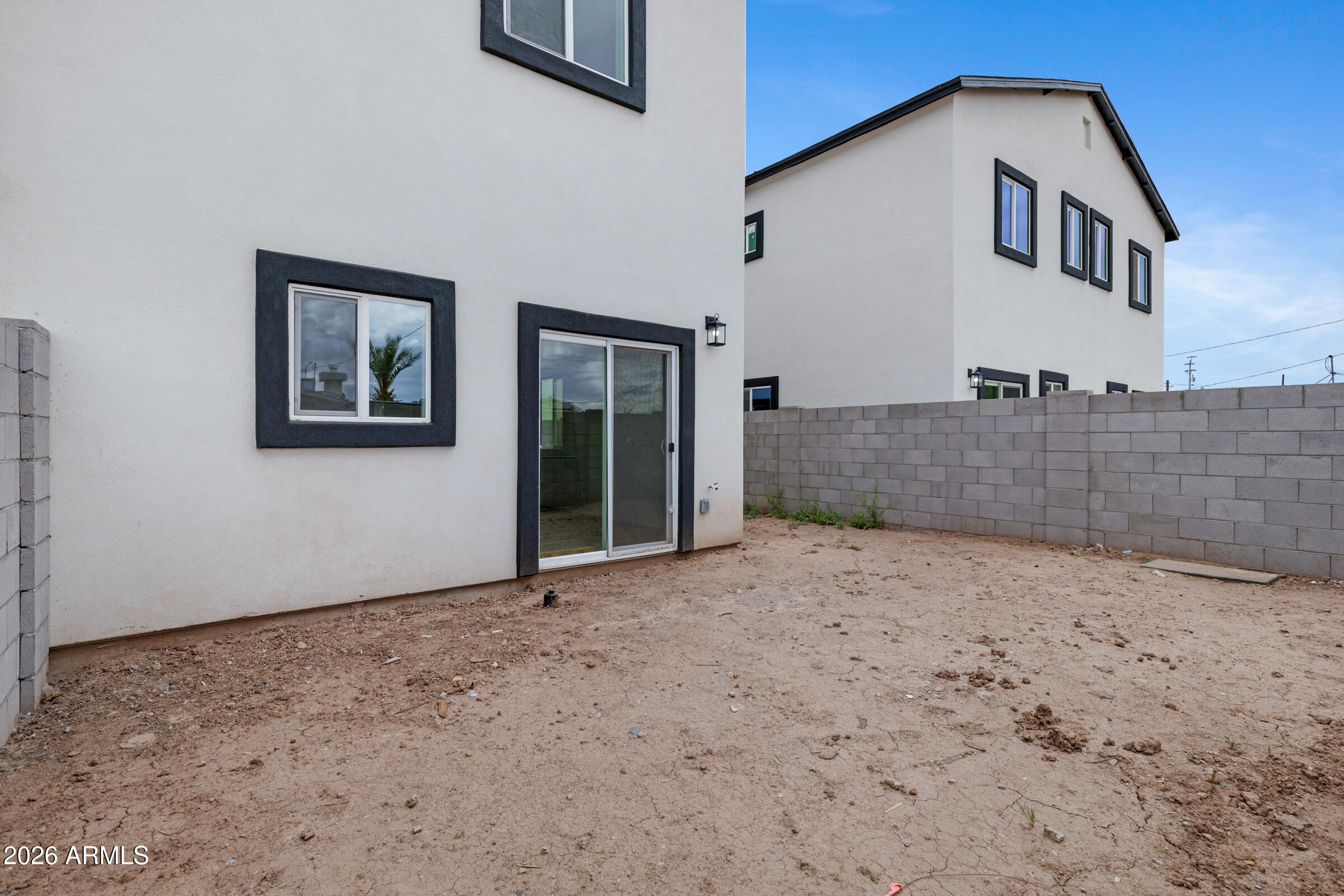 1527 West Hadley Street Phoenix, AZ 85007 - Photo 27 of 28 1527 W Hadley St-5