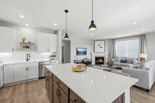 $634,990 | 1513 Clover Preserve Way, Chaska, MN 55318