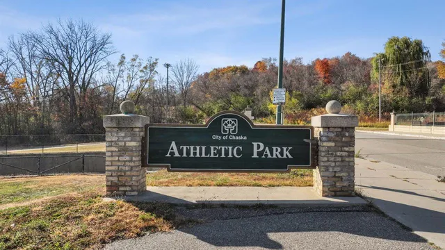 $666,010 | 1513 Clover Preserve Way, Chaska, MN 55318