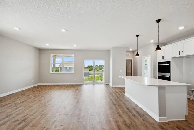 $666,010 | 1513 Clover Preserve Way, Chaska, MN 55318