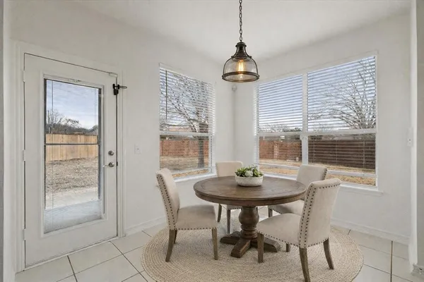 $565,000 | 100 Ponciana Drive, Euless, TX 76039