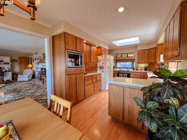 $348,000 | 600 Southeast 2nd Avenue, John Day, OR 97845