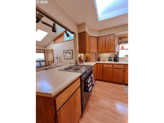 $348,000 | 600 Southeast 2nd Avenue, John Day, OR 97845