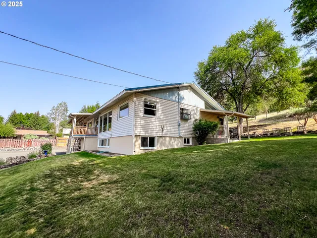 $348,000 | 600 Southeast 2nd Avenue, John Day, OR 97845