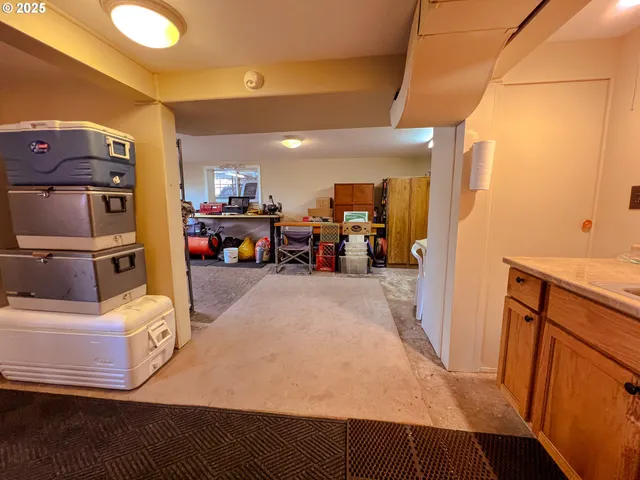 $348,000 | 600 Southeast 2nd Avenue, John Day, OR 97845