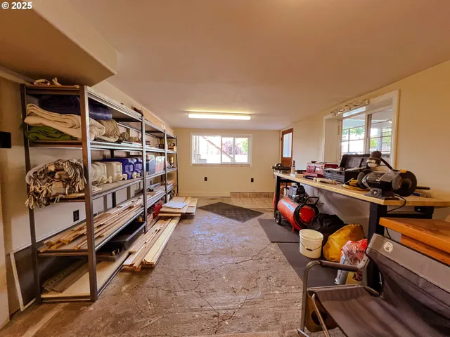 $348,000 | 600 Southeast 2nd Avenue, John Day, OR 97845