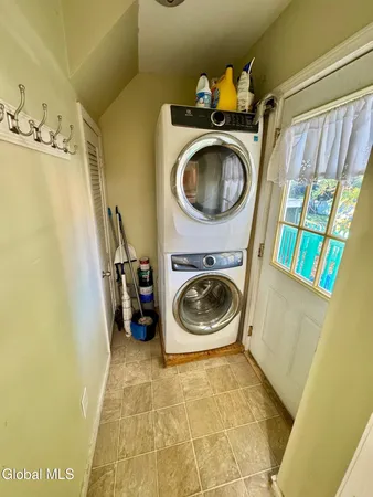 $119,975 | 23 Potter Avenue, Granville, NY 12832