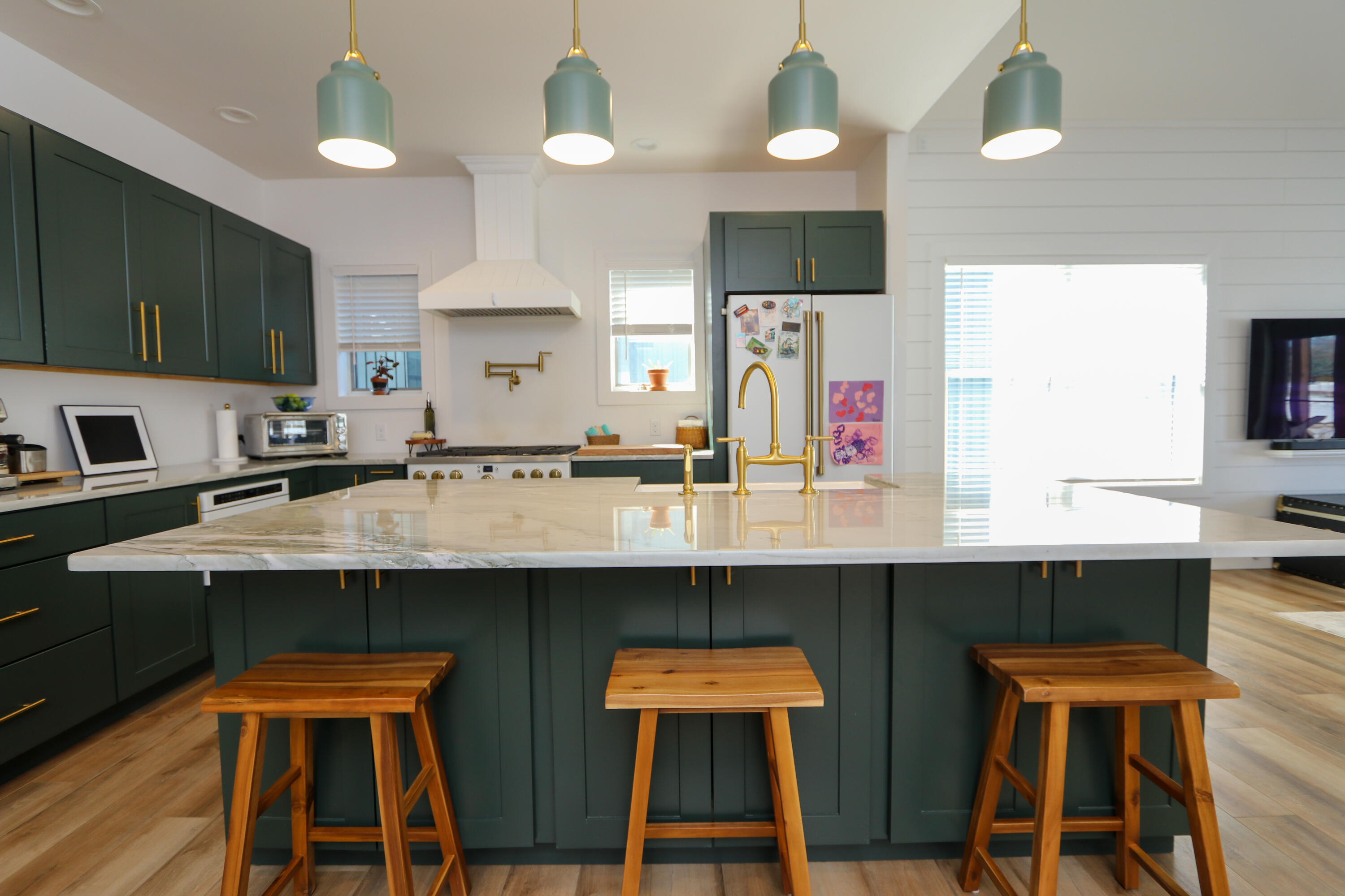 4 Lighthouse Road Plattsburgh, NY 12901 - Photo 10 of 63