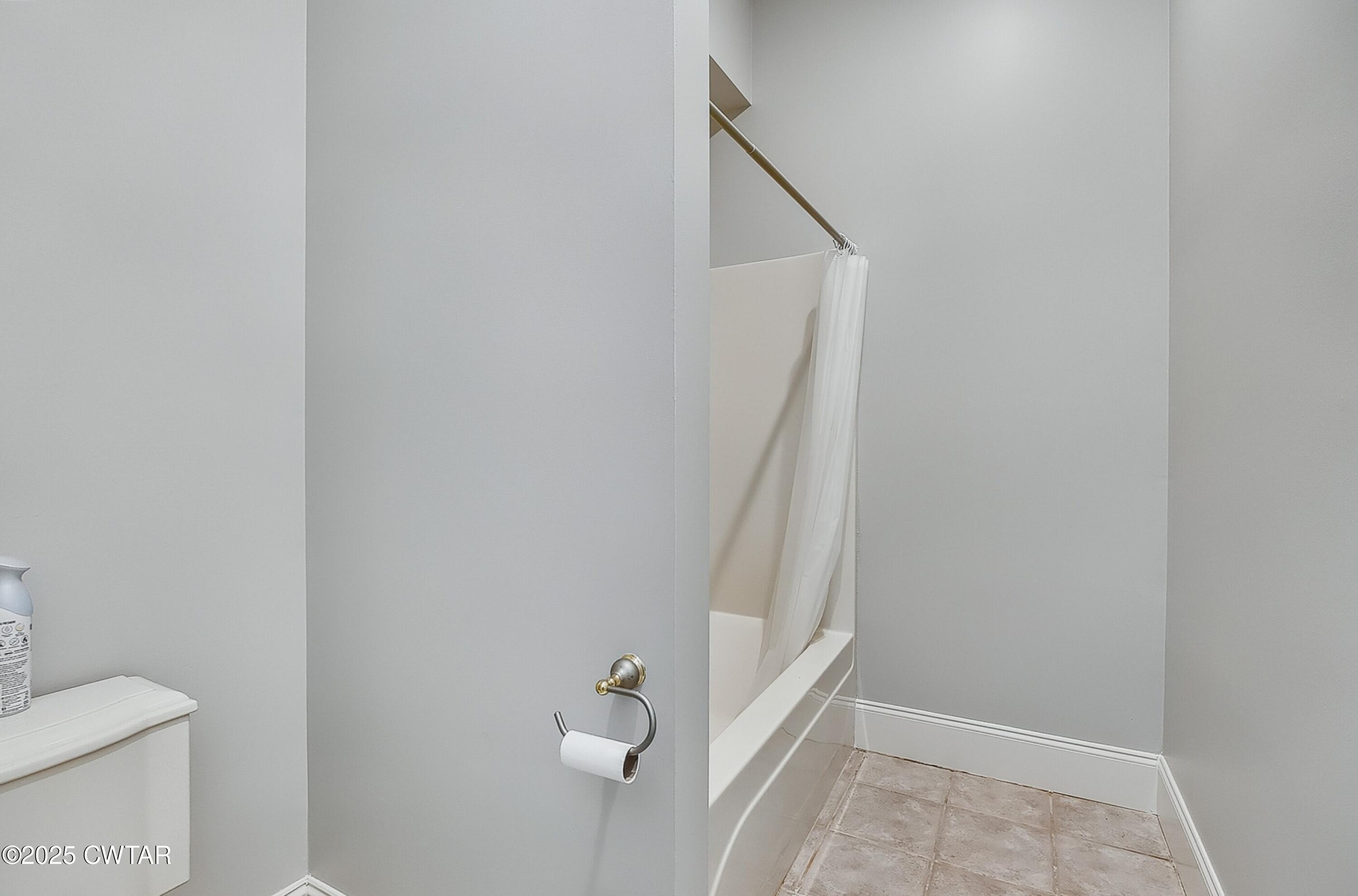 26 Bridlepath Drive Jackson, TN 38305 - Photo 47 of 53 a view of bathroom with toilet
