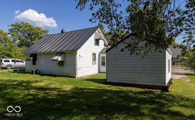 $100,000 | 711 North 14th Street, New Castle, IN 47362