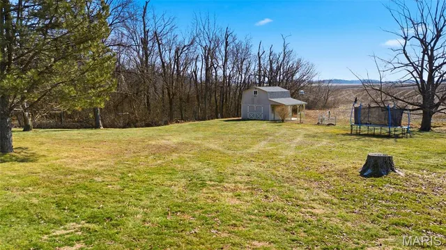 $374,900 | 232 Gilmore Lake Road, Columbia, IL 62236