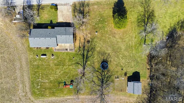 $374,900 | 232 Gilmore Lake Road, Columbia, IL 62236