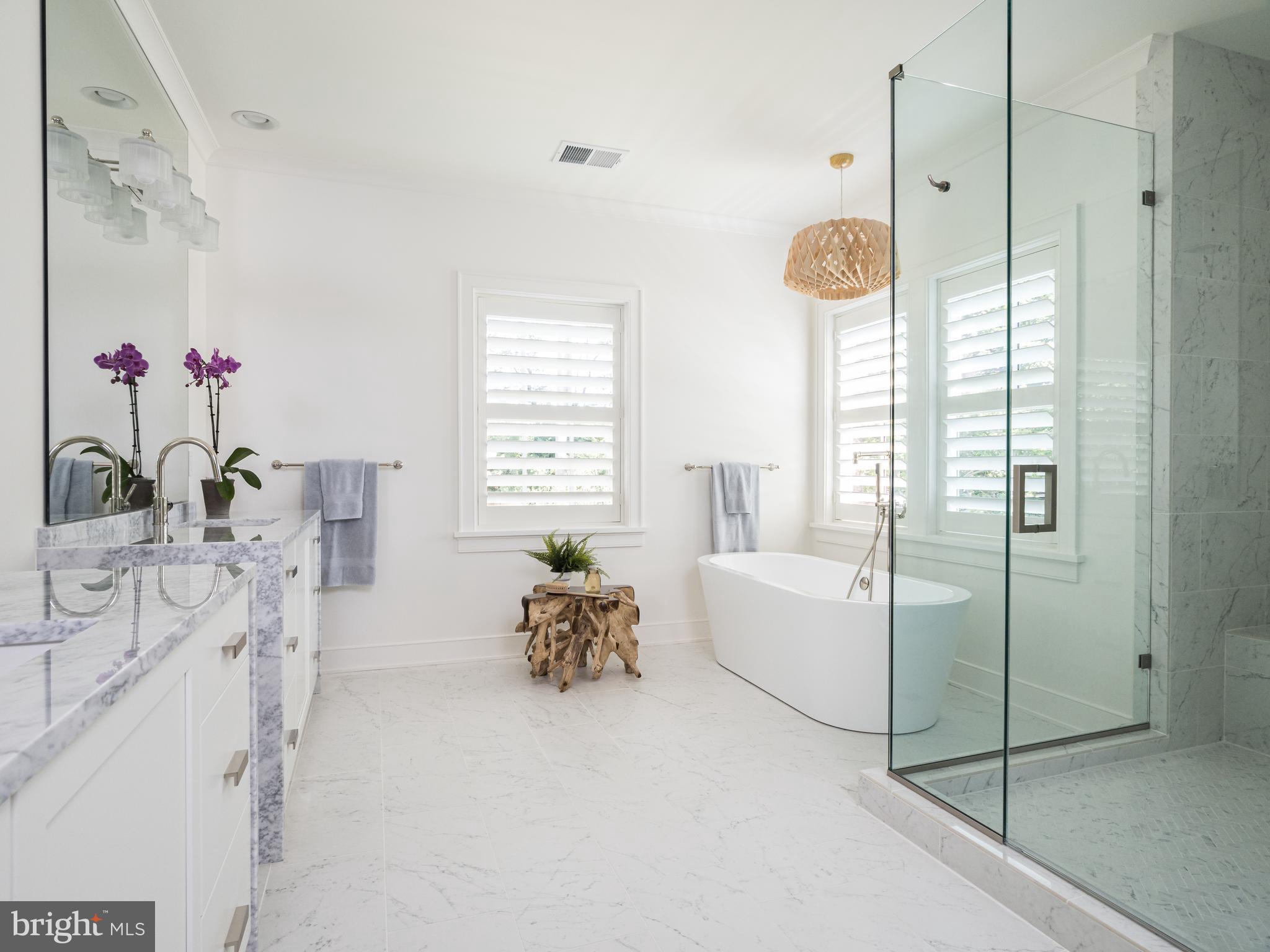 5703 Ridgefield Road Bethesda, MD 20816 - Photo 21 of 38 Master Bathroom