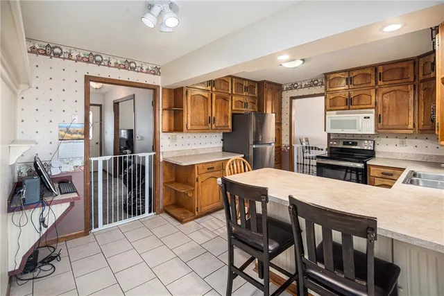 $335,000 | 19925 South Ridgely Road, Edgerton, MO 64444