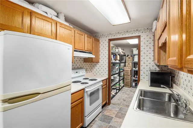 $335,000 | 19925 South Ridgely Road, Edgerton, MO 64444