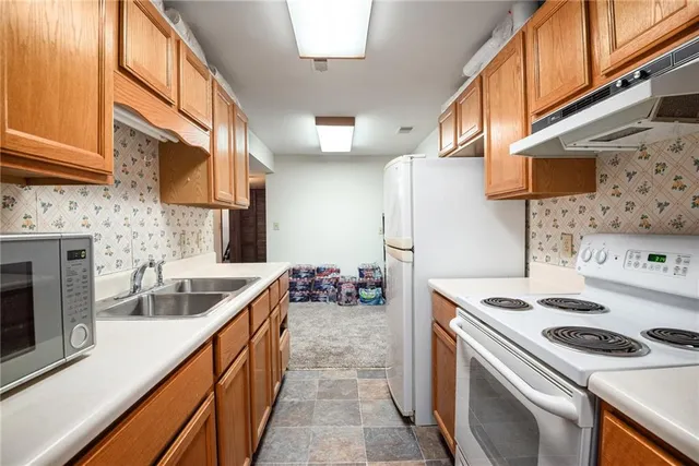 $335,000 | 19925 South Ridgely Road, Edgerton, MO 64444