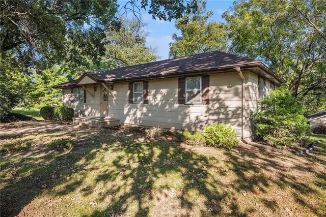 $335,000 | 19925 South Ridgely Road, Edgerton, MO 64444