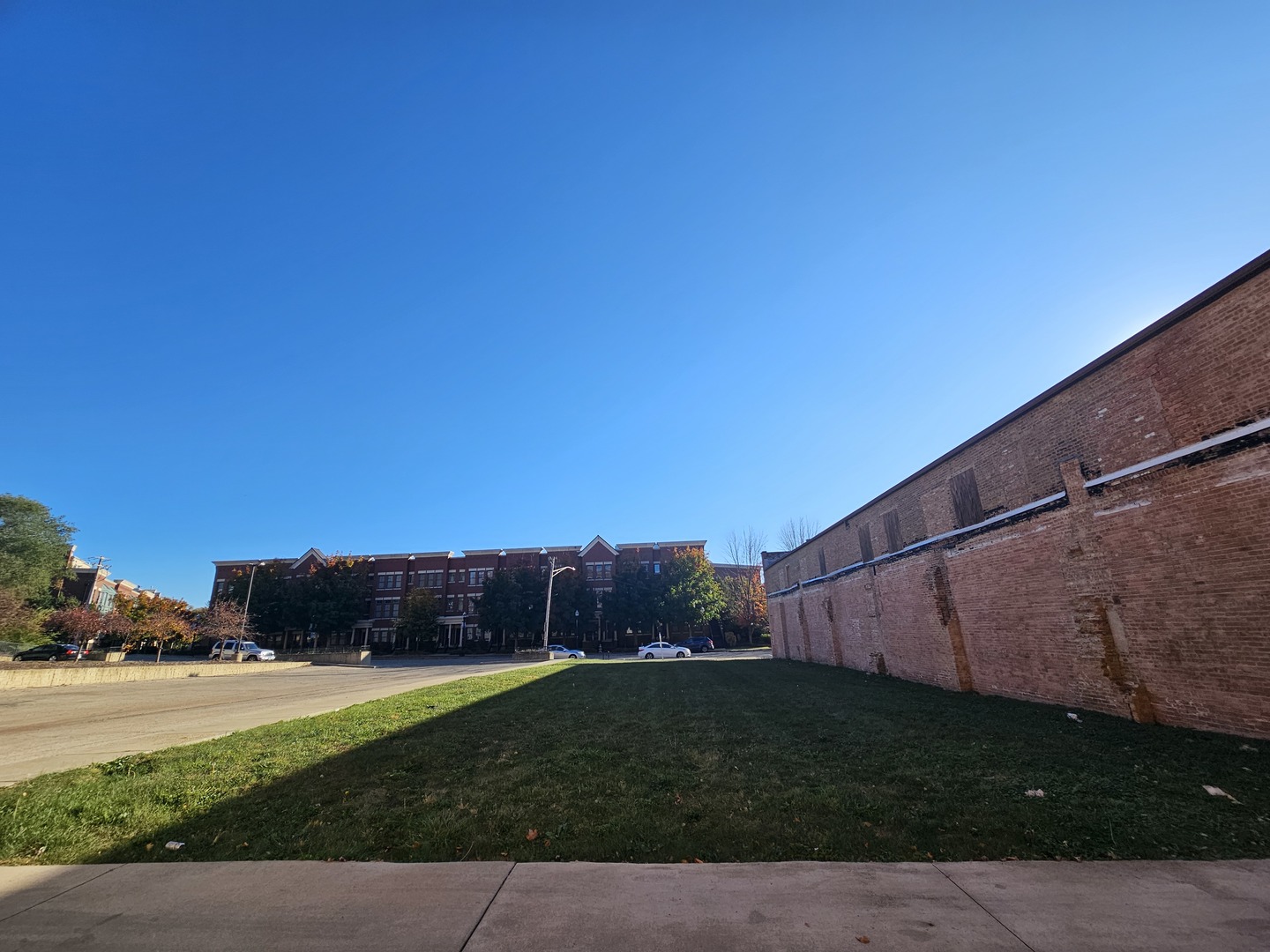 216 Prairie Street Elgin, IL 60120 - Photo 4 of 9 Gallery Image 4
