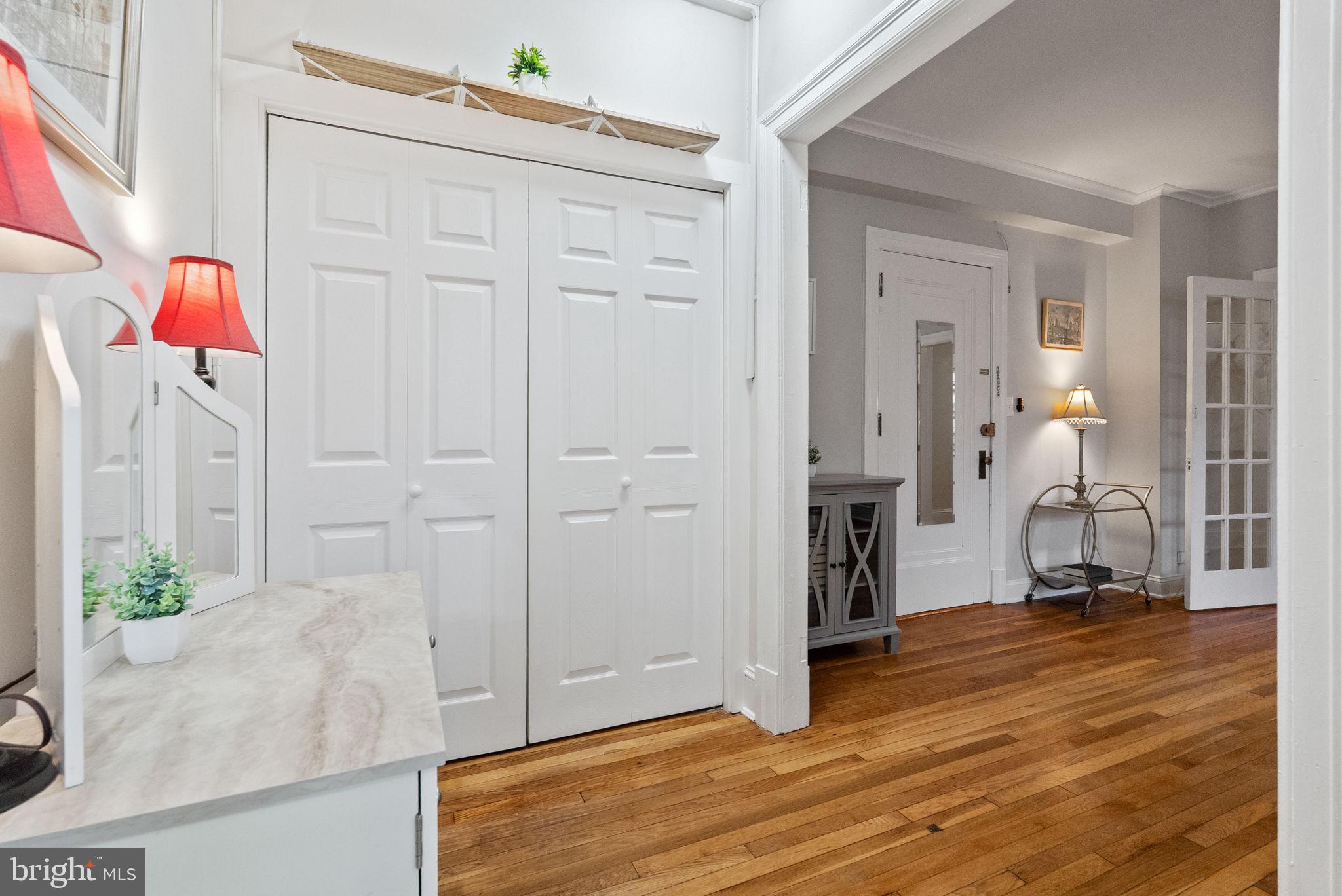 2707 Adams Mill Road Northwest, Unit 308 Washington, DC 20009 - Photo 17 of 34