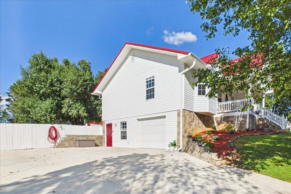 894 Crosby Lane Spring City, TN 37381 - Photo 36 of 58