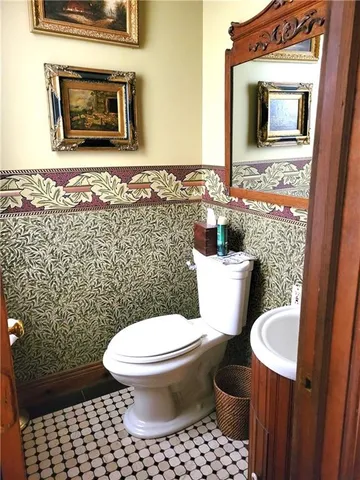 $475,000 | 401 South Harrison Street, Olathe, KS 66061