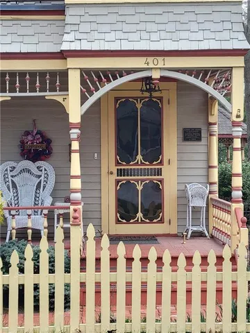 $475,000 | 401 South Harrison Street, Olathe, KS 66061