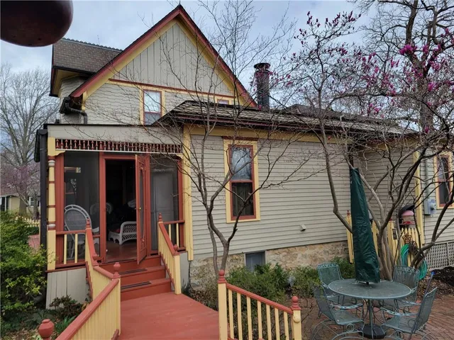 $475,000 | 401 South Harrison Street, Olathe, KS 66061