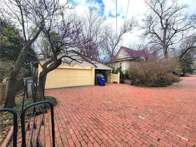 $475,000 | 401 South Harrison Street, Olathe, KS 66061