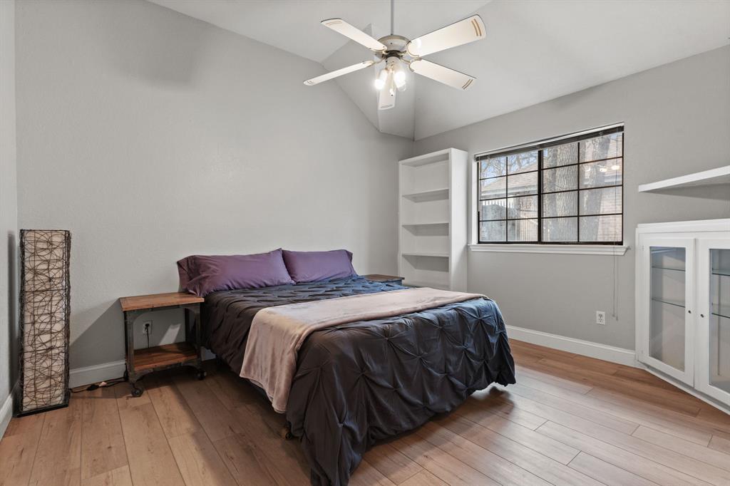 1008 Oak Valley Road Burleson, TX 76028 - Photo 17 of 30