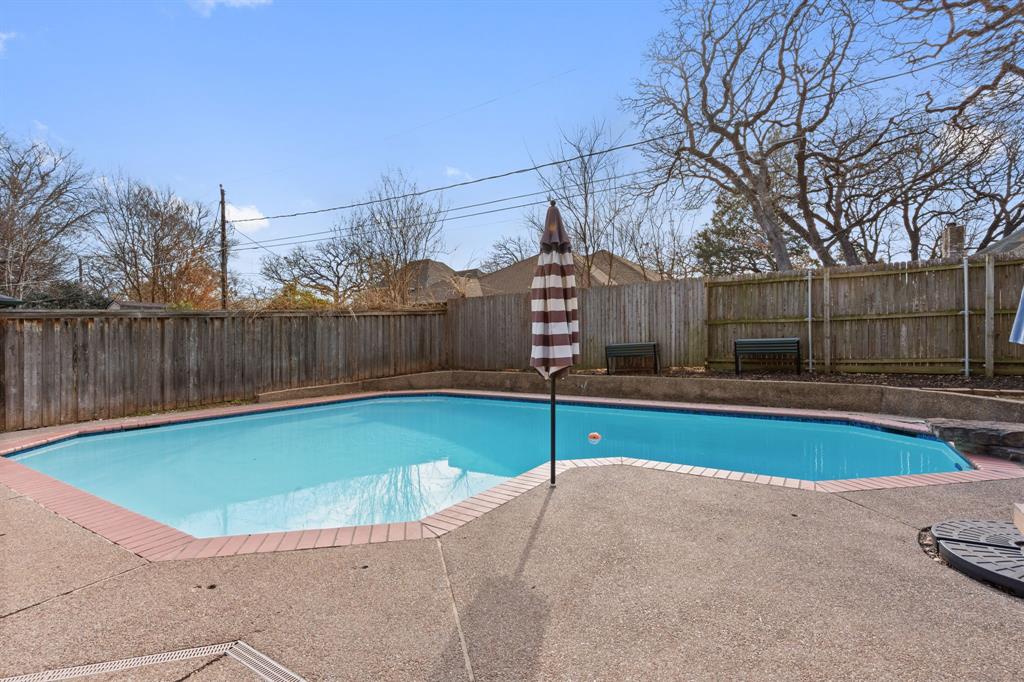 1008 Oak Valley Road Burleson, TX 76028 - Photo 20 of 30