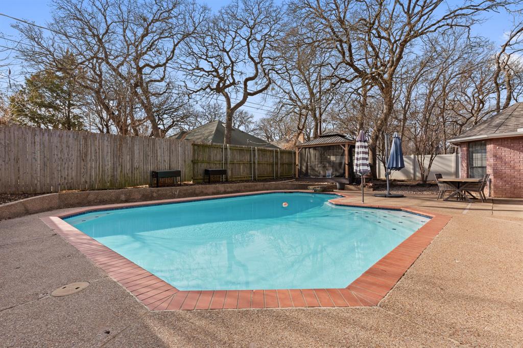 1008 Oak Valley Road Burleson, TX 76028 - Photo 21 of 30