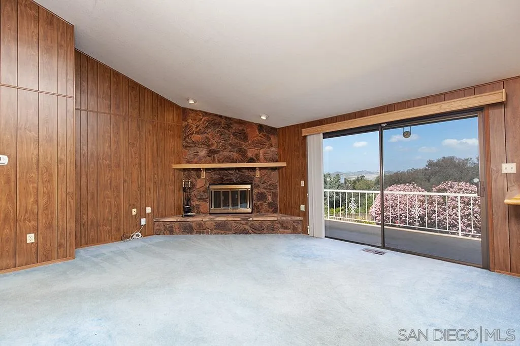406 Mason Road Vista, CA 92084 - Photo 8 of 25 Gallery Image 8
