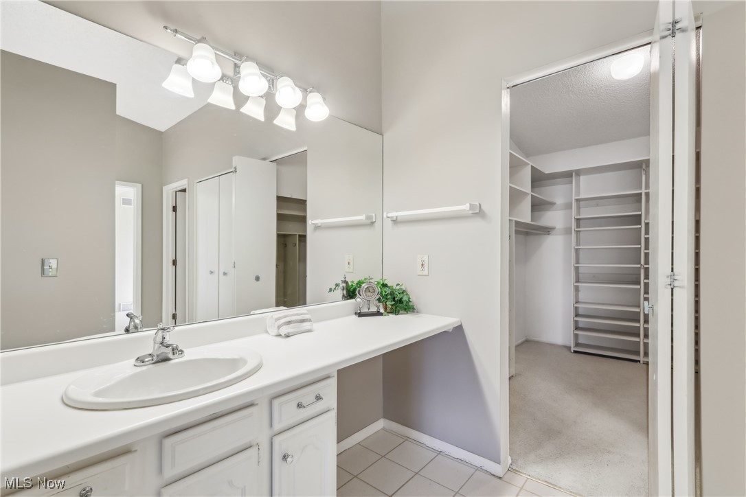 764 Hampton Ridge Drive Akron, OH 44313 - Photo 26 of 33 Primary bathroom.