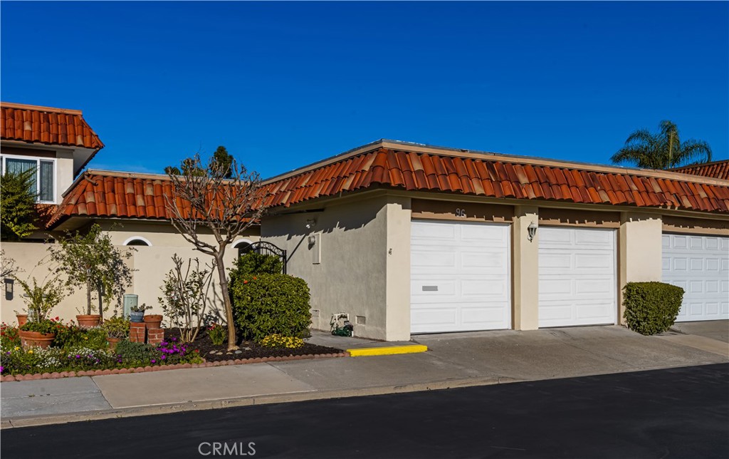 a view of a house with a garage
