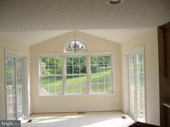 21025 Gunpowder Road Manchester, MD 21102 - Photo 10 of 30 Breakfast Area