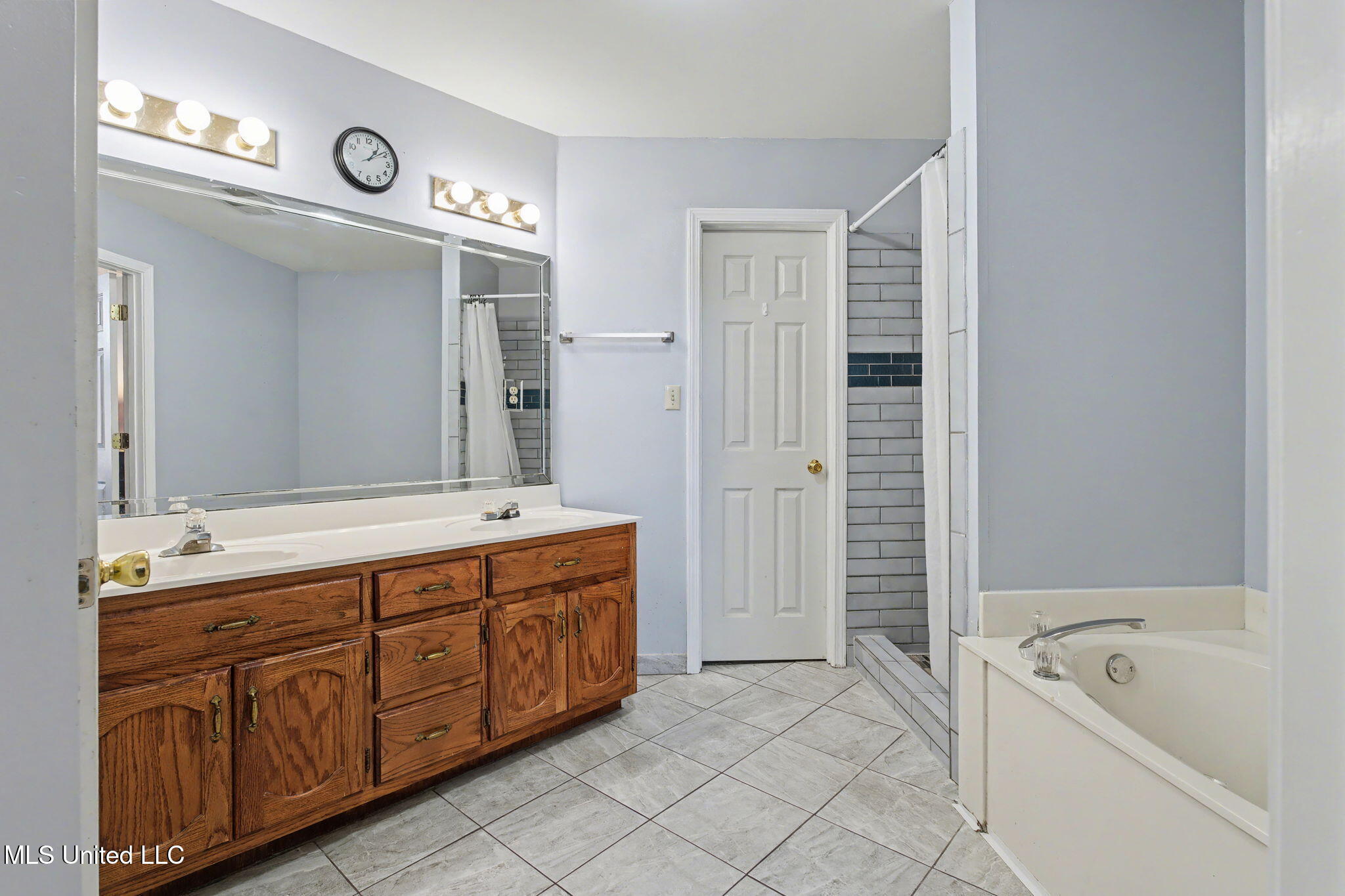 6933 Margaret Way Walls, MS 38680 - Photo 15 of 32 14-web-or-mls-6933 Margaret Way-14