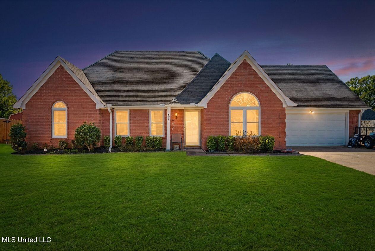 6933 Margaret Way Walls, MS 38680 - Photo 2 of 32 32-web-or-mls-6933 Margaret Way-Twilight