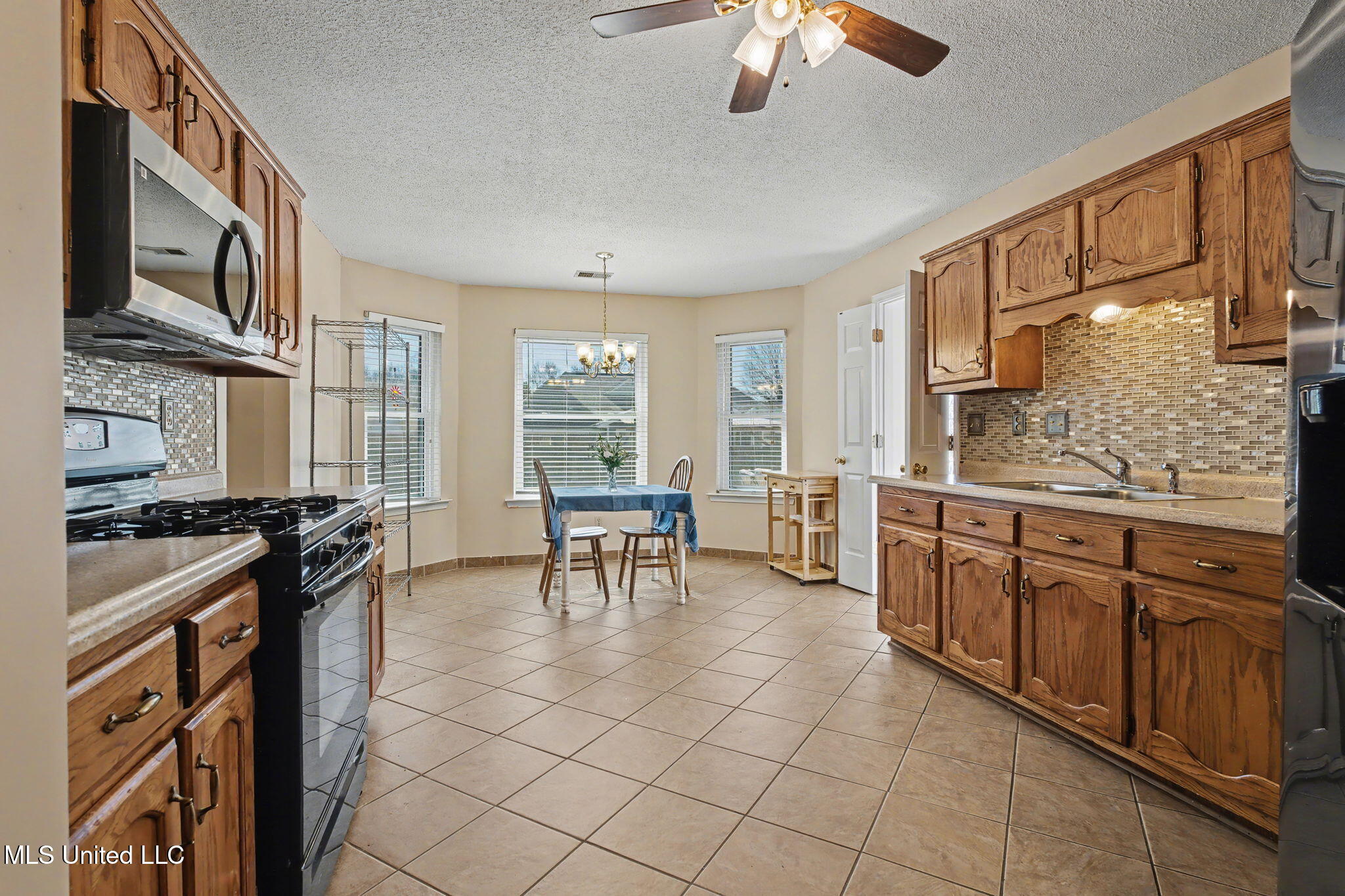 6933 Margaret Way Walls, MS 38680 - Photo 9 of 32 8-web-or-mls-6933 Margaret Way-08