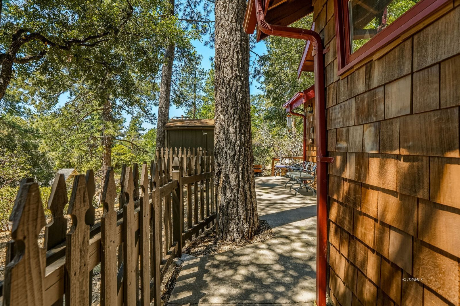 24945 Marion Ridge Drive Idyllwild, CA 92549 - Photo 35 of 53 a view of a pathway of a house with a tree
