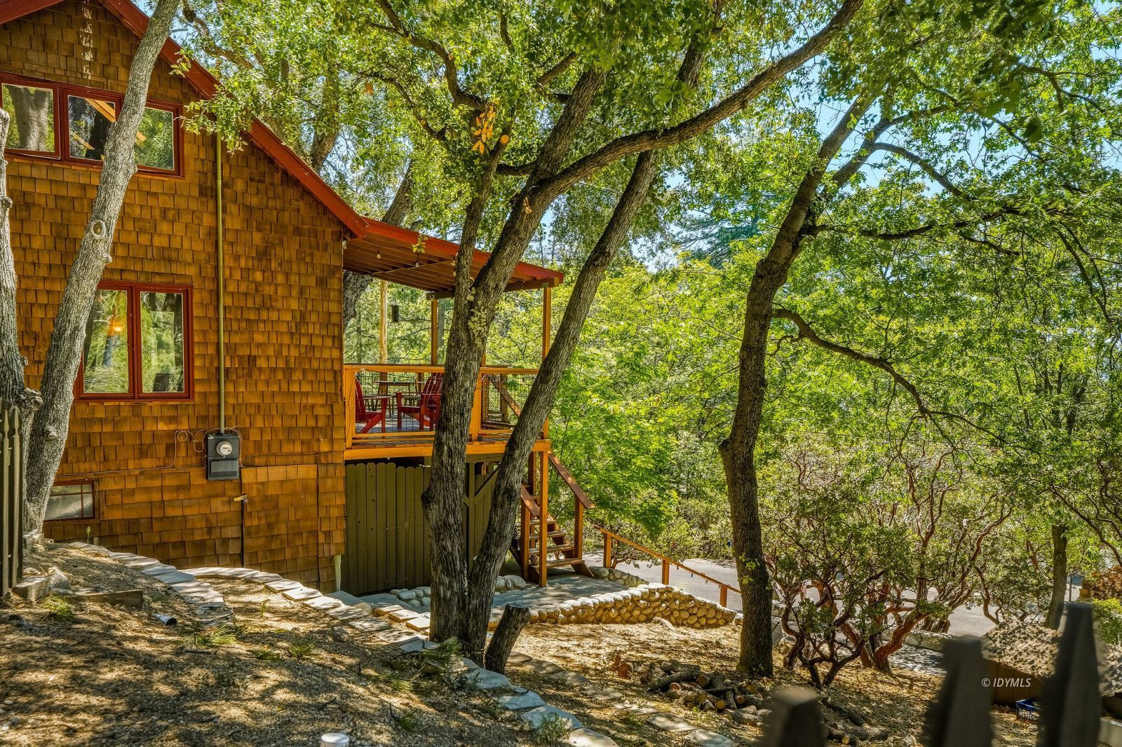 24945 Marion Ridge Drive Idyllwild, CA 92549 - Photo 39 of 53 a view of a backyard