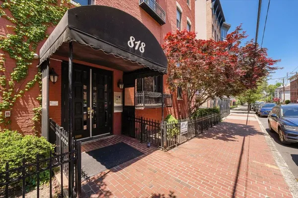 $4,100 | 818 Jefferson Street, Unit 3B, Hoboken, NJ 07030