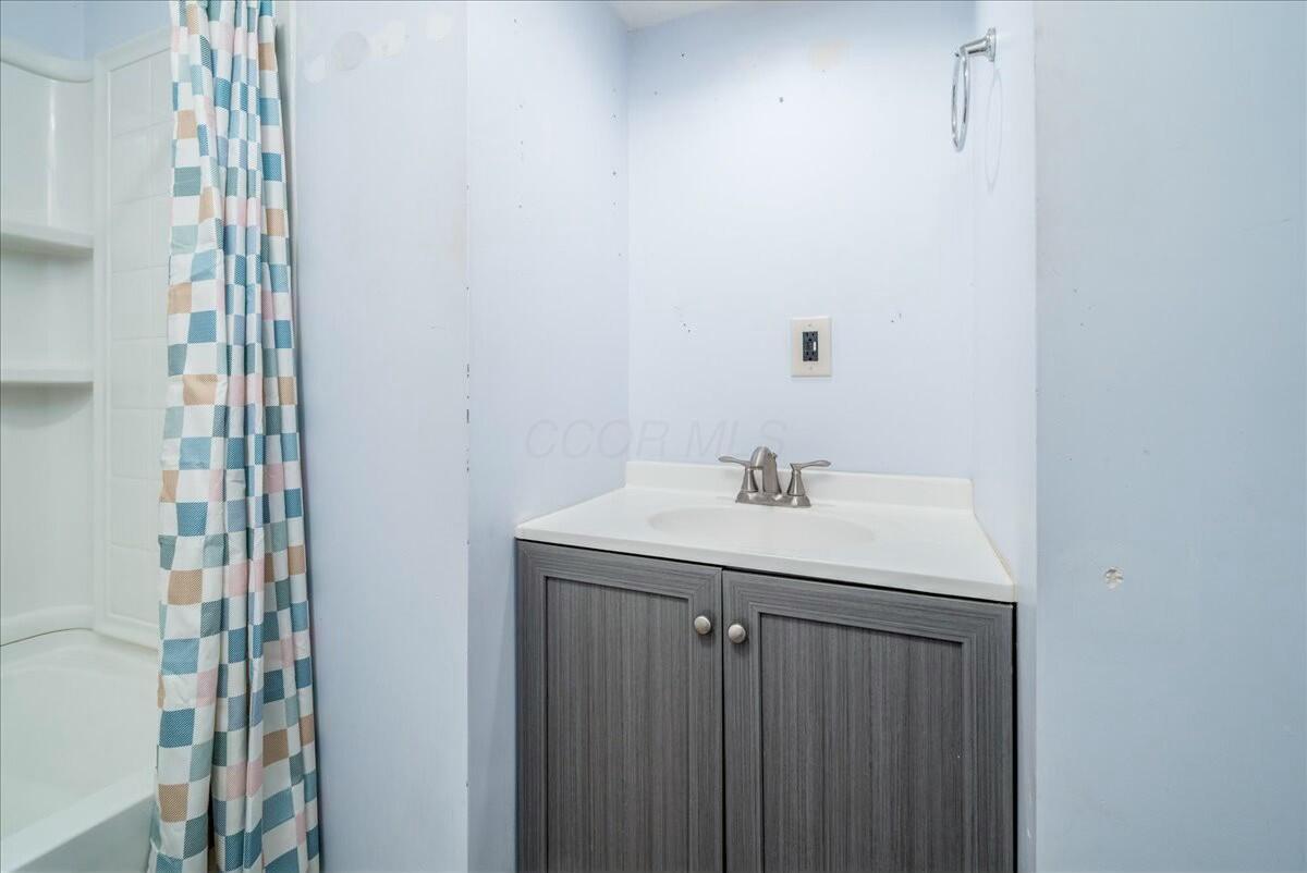 10935 Valentine Road Southwest Stoutsville, OH 43154 - Photo 21 of 31 tempImageEfyazL