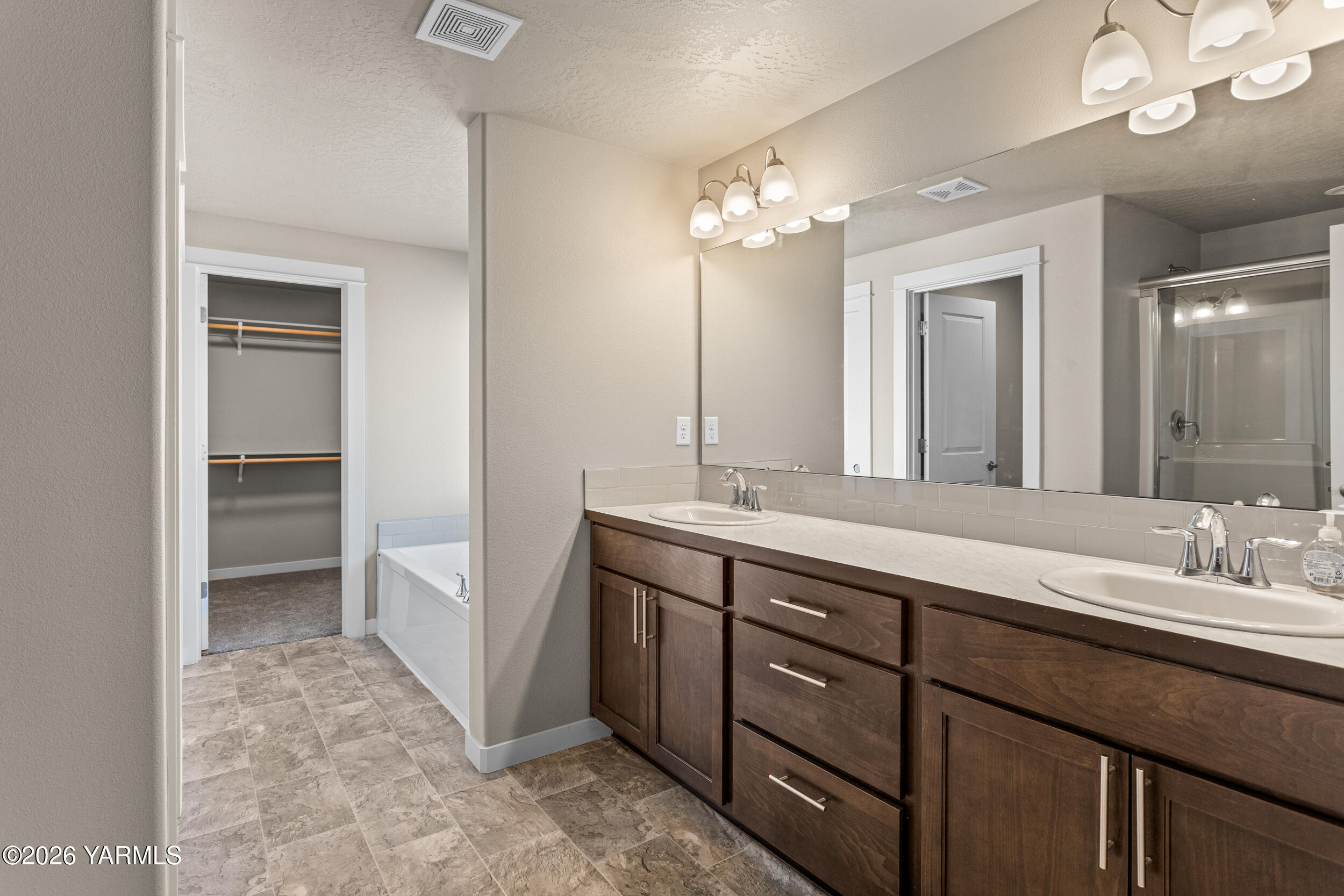 6105 Cottonwood Road Yakima, WA 98903 - Photo 20 of 34 6105CottonLp_21
