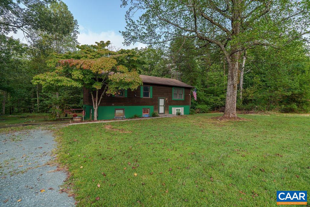 1209 Hollands Road Palmyra, VA 22963 - Photo 17 of 55 Gallery Image 17