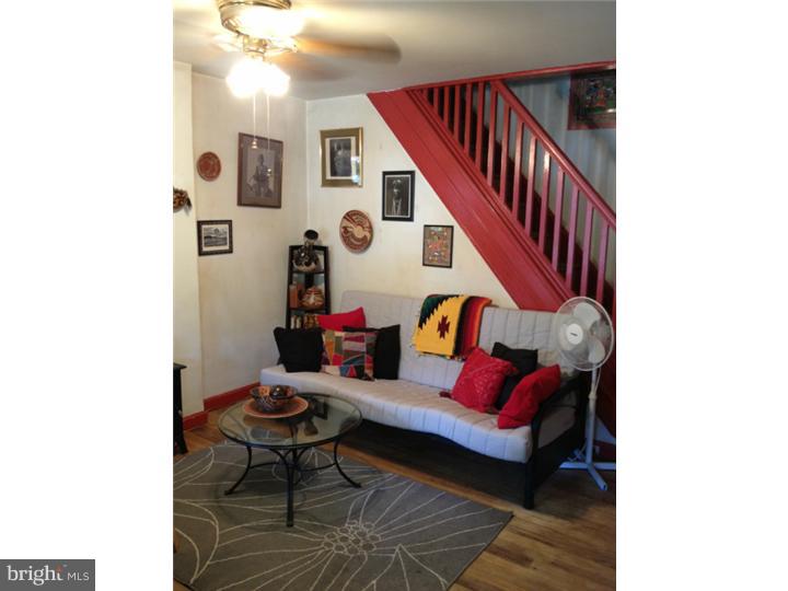 394 Ripka Street Philadelphia, PA 19128 - Photo 2 of 11