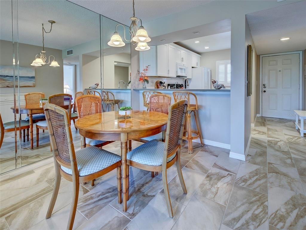 408 Cerromar Circle South, Unit 233 Venice, FL 34293 - Photo 19 of 58