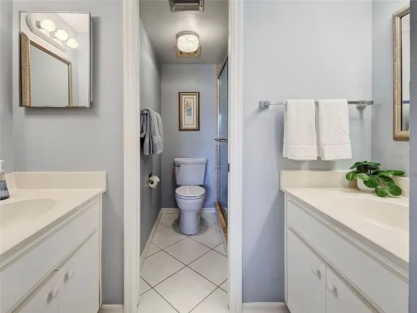 $219,000 | 408 Cerromar Circle South, Unit 233, Venice, FL 34293