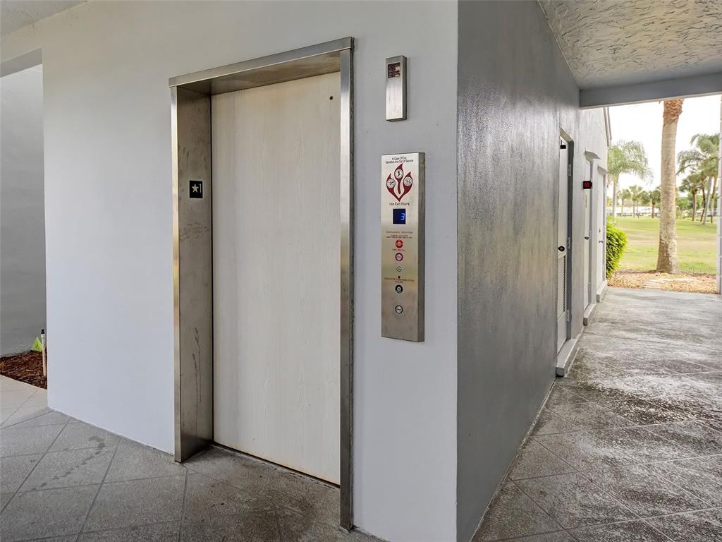 408 Cerromar Circle South, Unit 233 Venice, FL 34293 - Photo 4 of 58