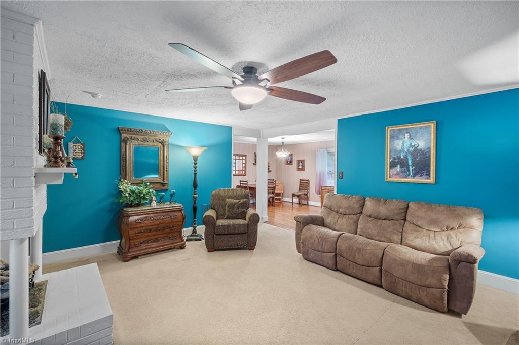 19 Colonial Drive Lexington, NC 27292 - Photo 11 of 29